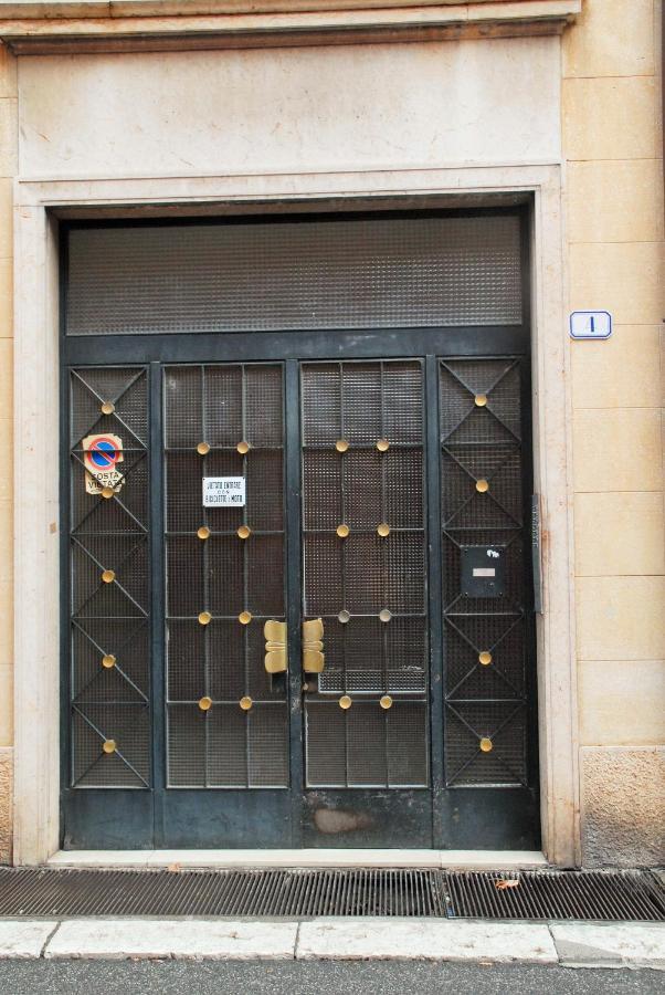 Romeo's House Nel Centro Storico Di - Free Parking Appartamento